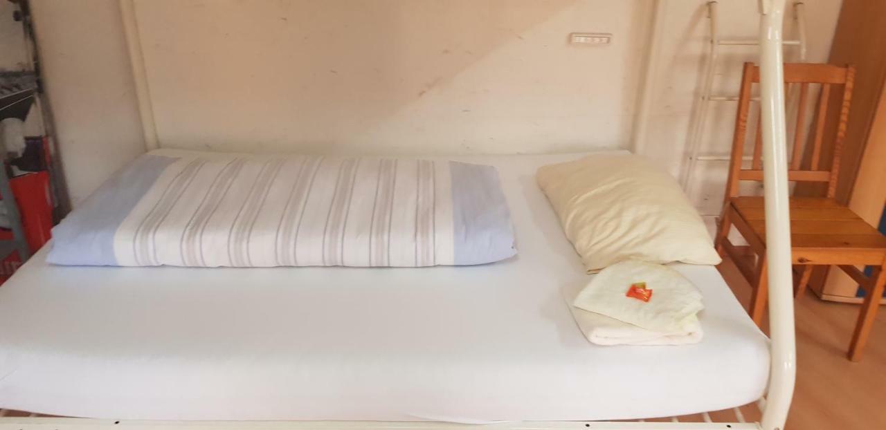Apartment Fuer Monteure Nr 1 カッセル エクステリア 写真